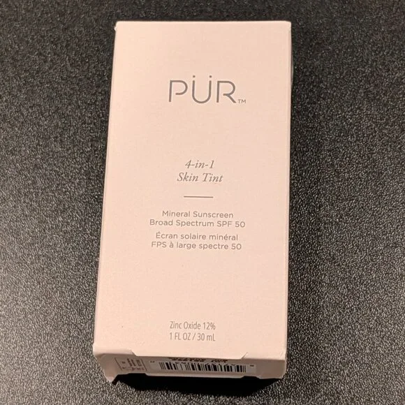 NEW PÜR 4-in-1 Skin Tint Mineral SPF 50, Caramel DP3 - Picture 3 of 7